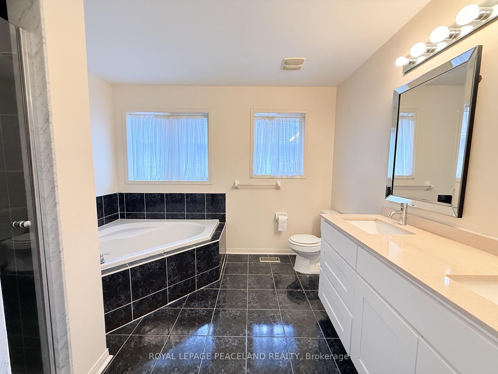 Photo 12 of 8 Maffey Crescent, Richmond Hill, Westbrook — HOMEH
