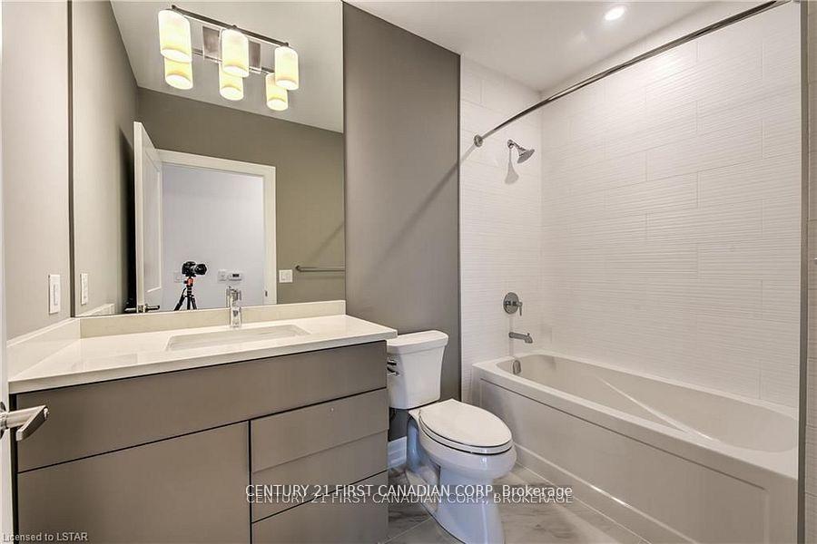 Photo 19 of Unit 709, 460 Callaway Road, London, North R — HOMEH