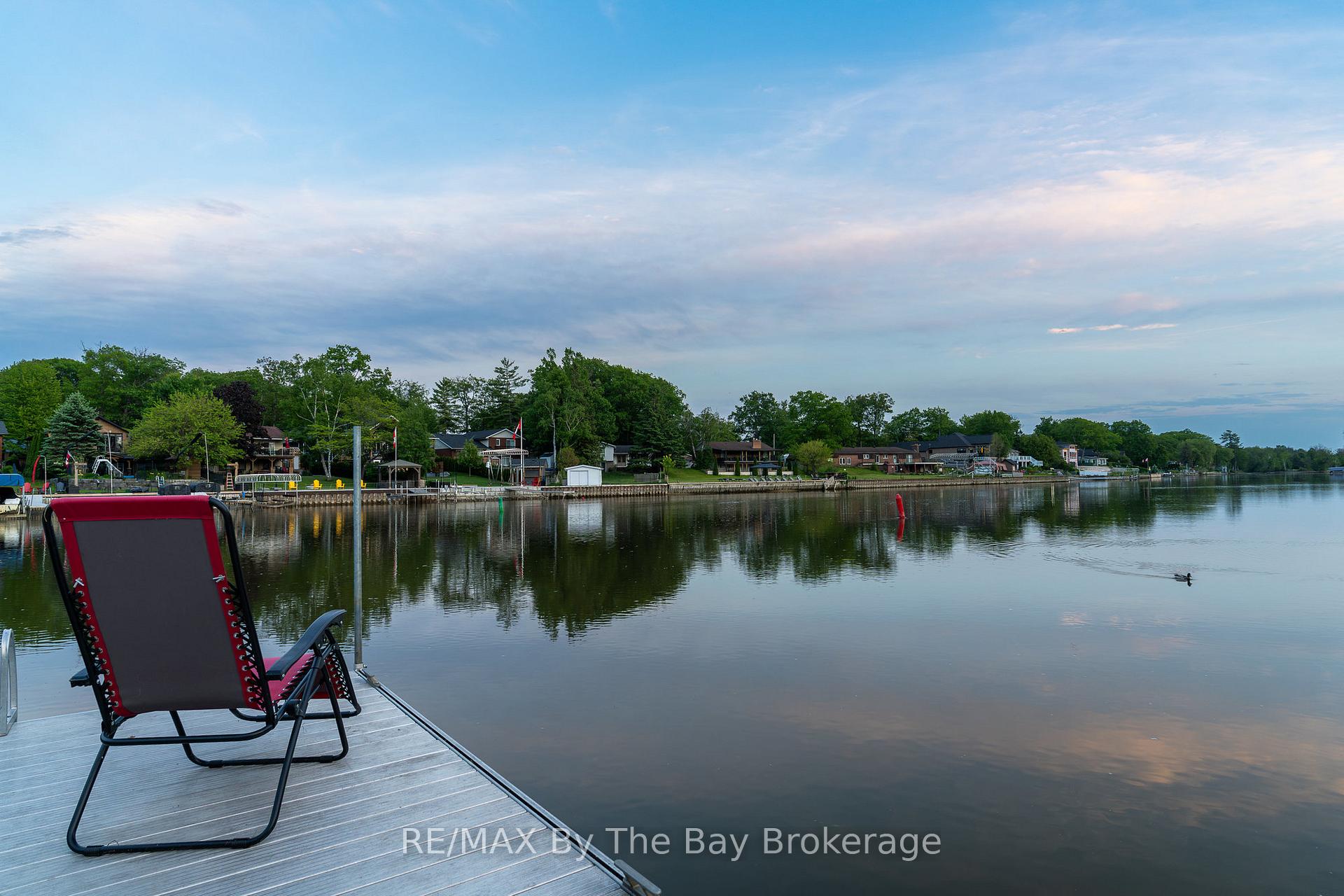 Photo 62 of 83 Old Mosley Street, Wasaga Beach — HOMEH