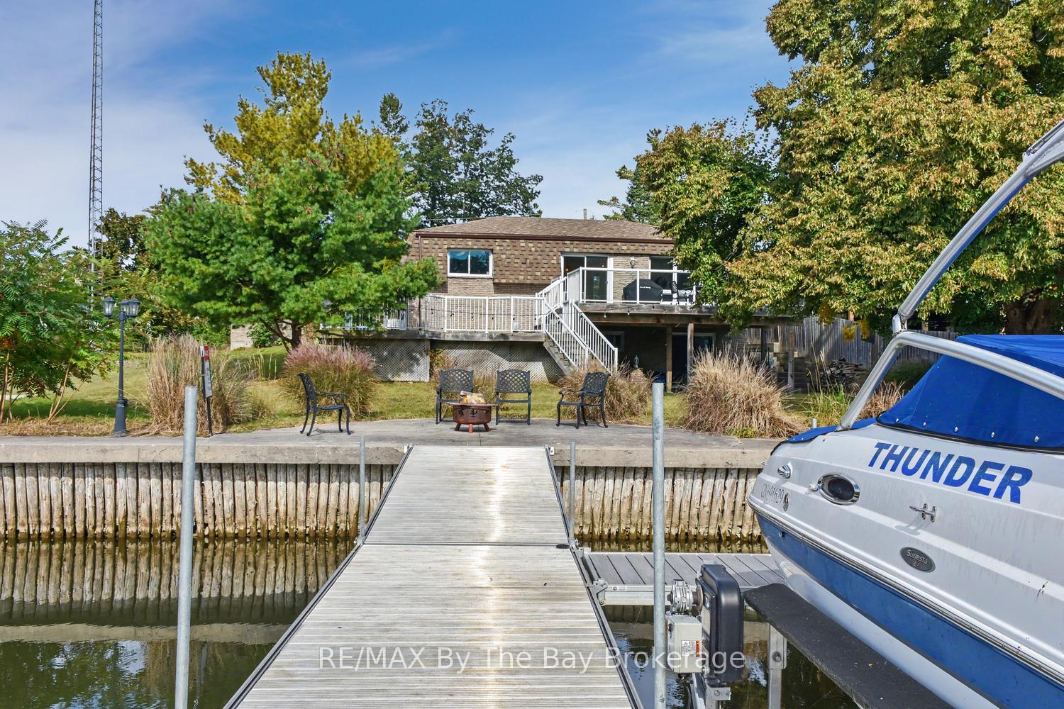 Photo 55 of 83 Old Mosley Street, Wasaga Beach — HOMEH