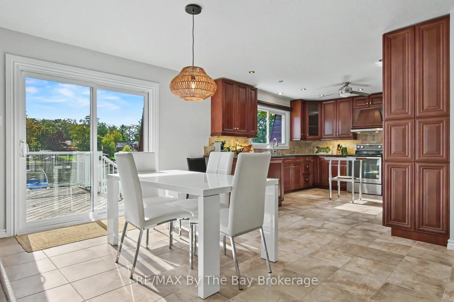 Photo 15 of 83 Old Mosley Street, Wasaga Beach — HOMEH