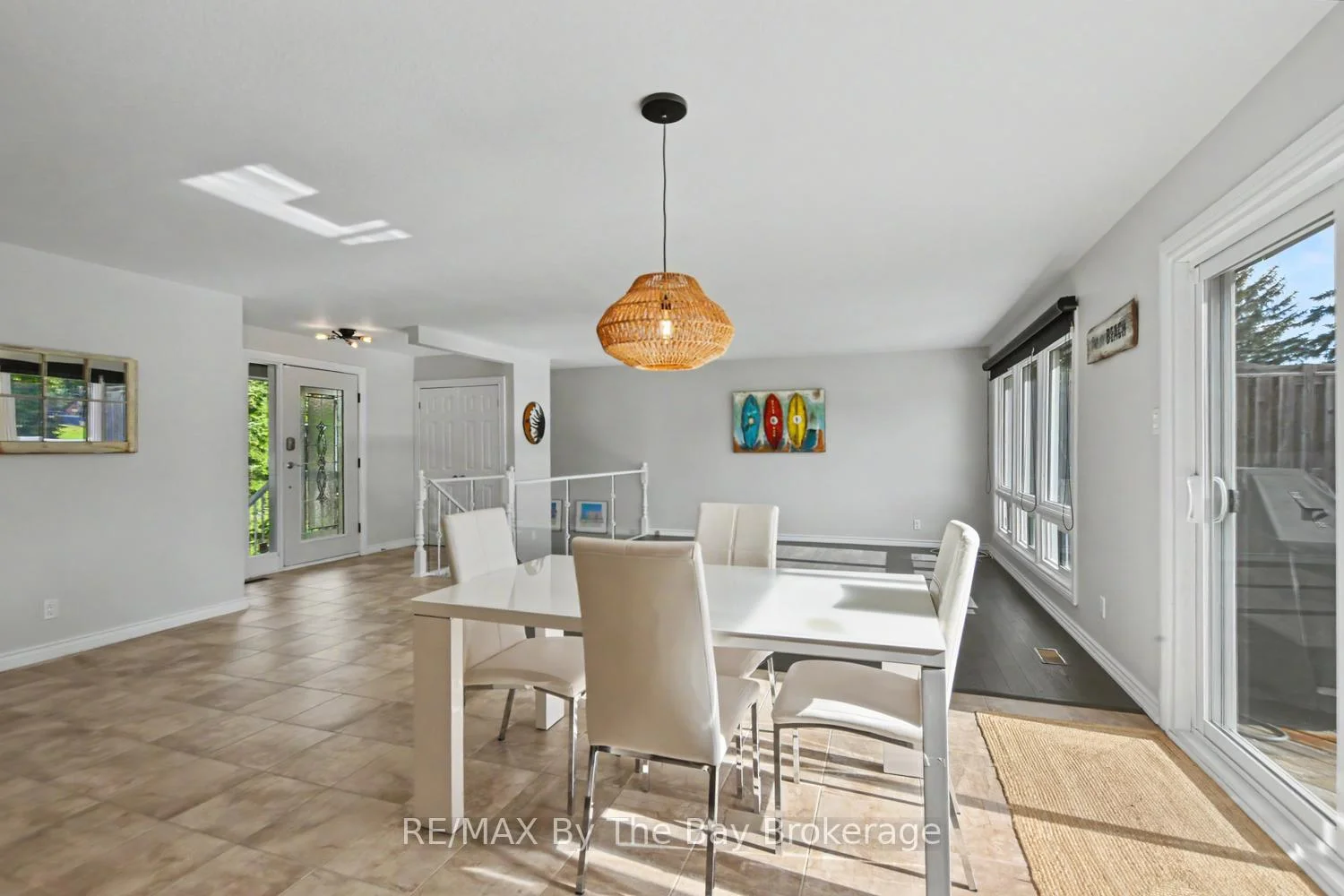 Photo 17 of 83 Old Mosley Street, Wasaga Beach — HOMEH