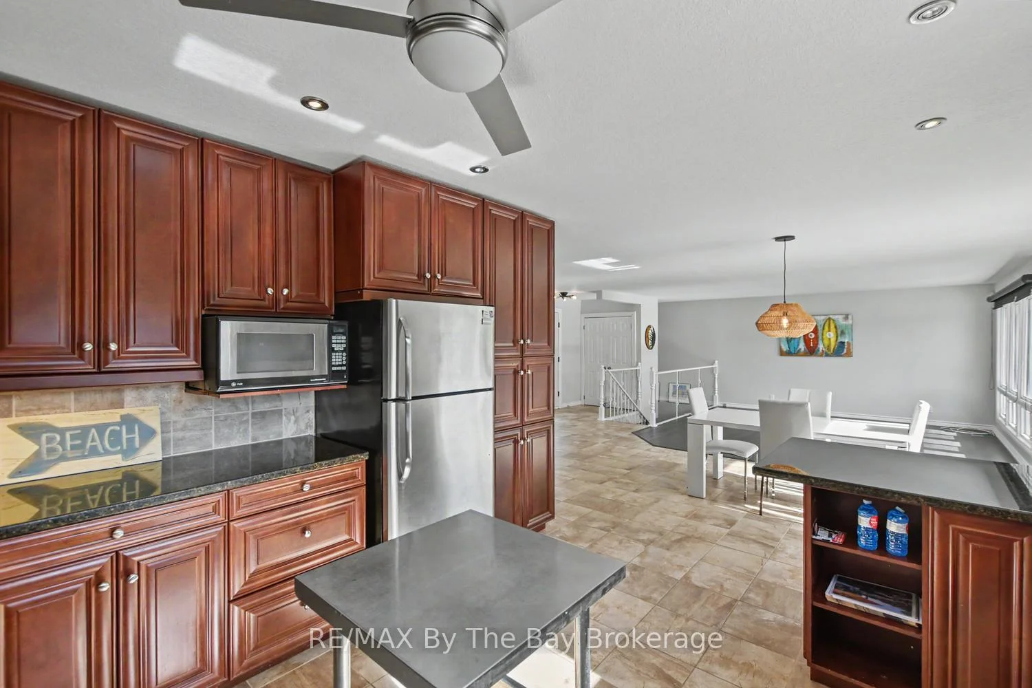 Photo 23 of 83 Old Mosley Street, Wasaga Beach — HOMEH