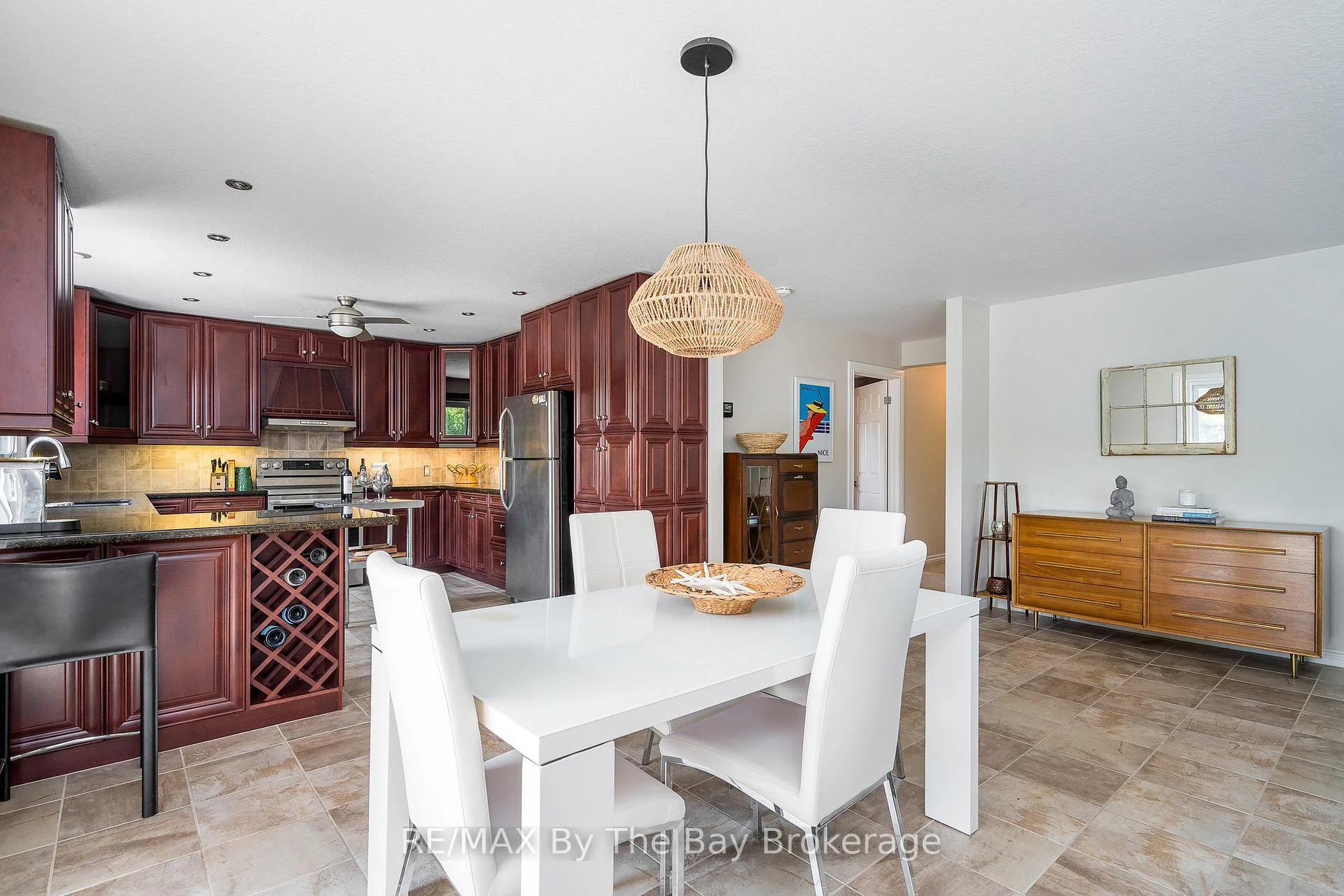 Photo 45 of 83 Old Mosley Street, Wasaga Beach — HOMEH