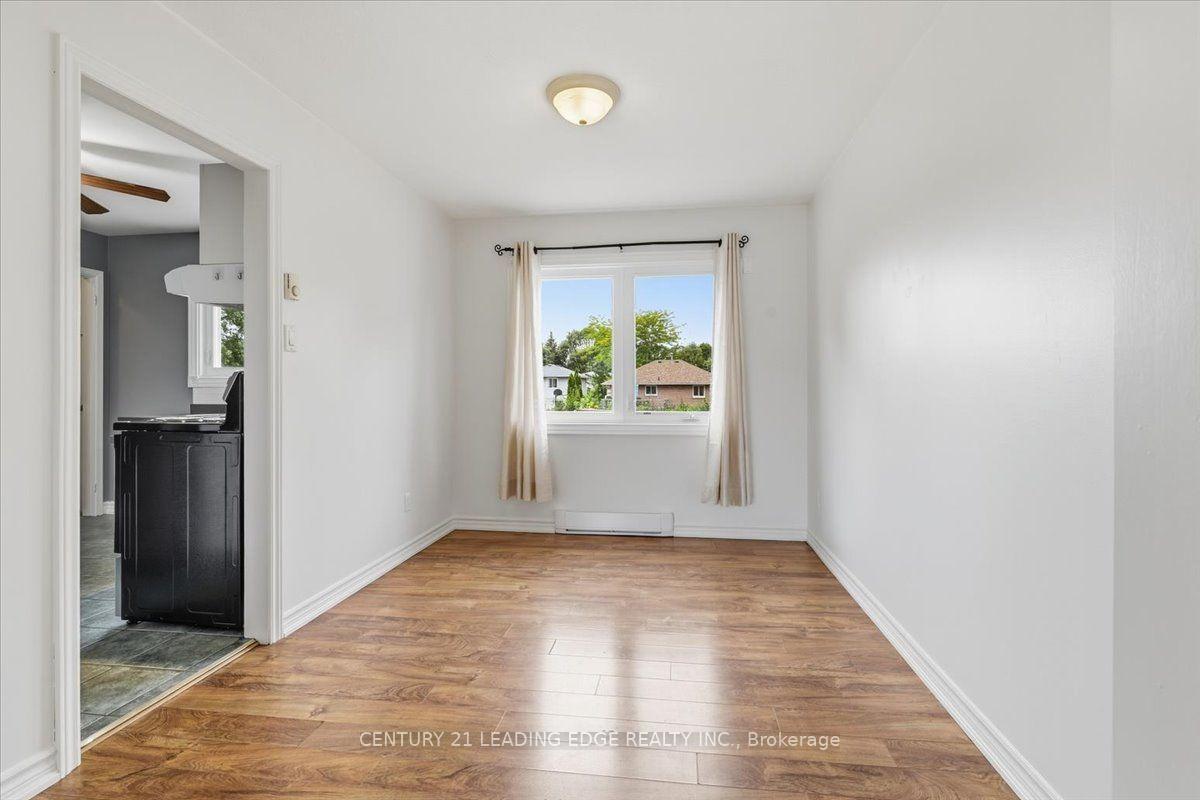 Photo 9 of 300 Annsheila Drive, Georgina, Keswick South — HOMEH