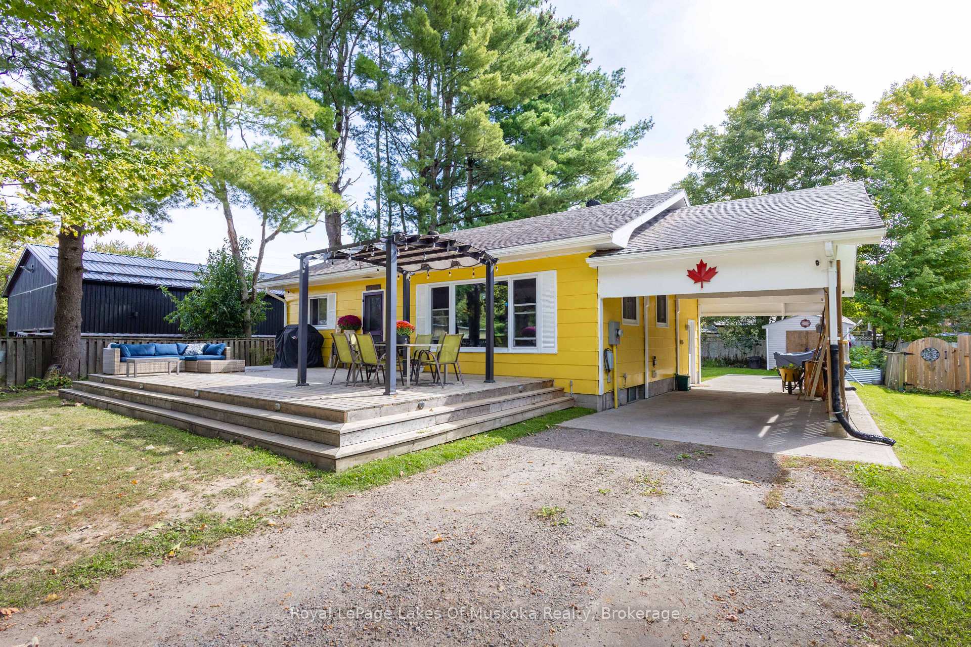 Photo 5 of 18 Gow Street, Bracebridge — HOMEH