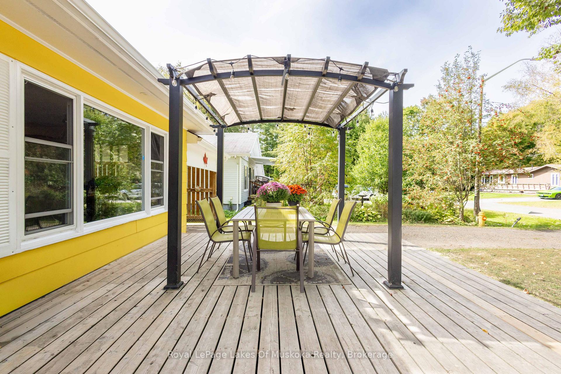 Photo 14 of 18 Gow Street, Bracebridge — HOMEH