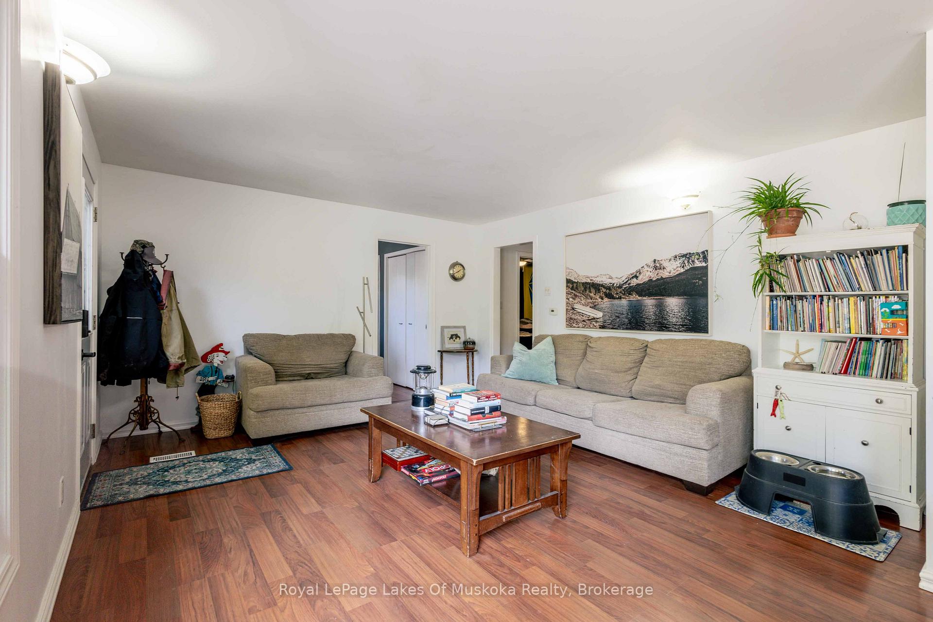 Photo 16 of 18 Gow Street, Bracebridge — HOMEH