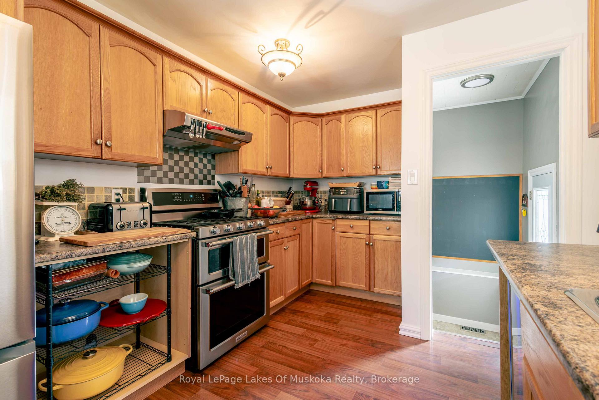 Photo 20 of 18 Gow Street, Bracebridge — HOMEH