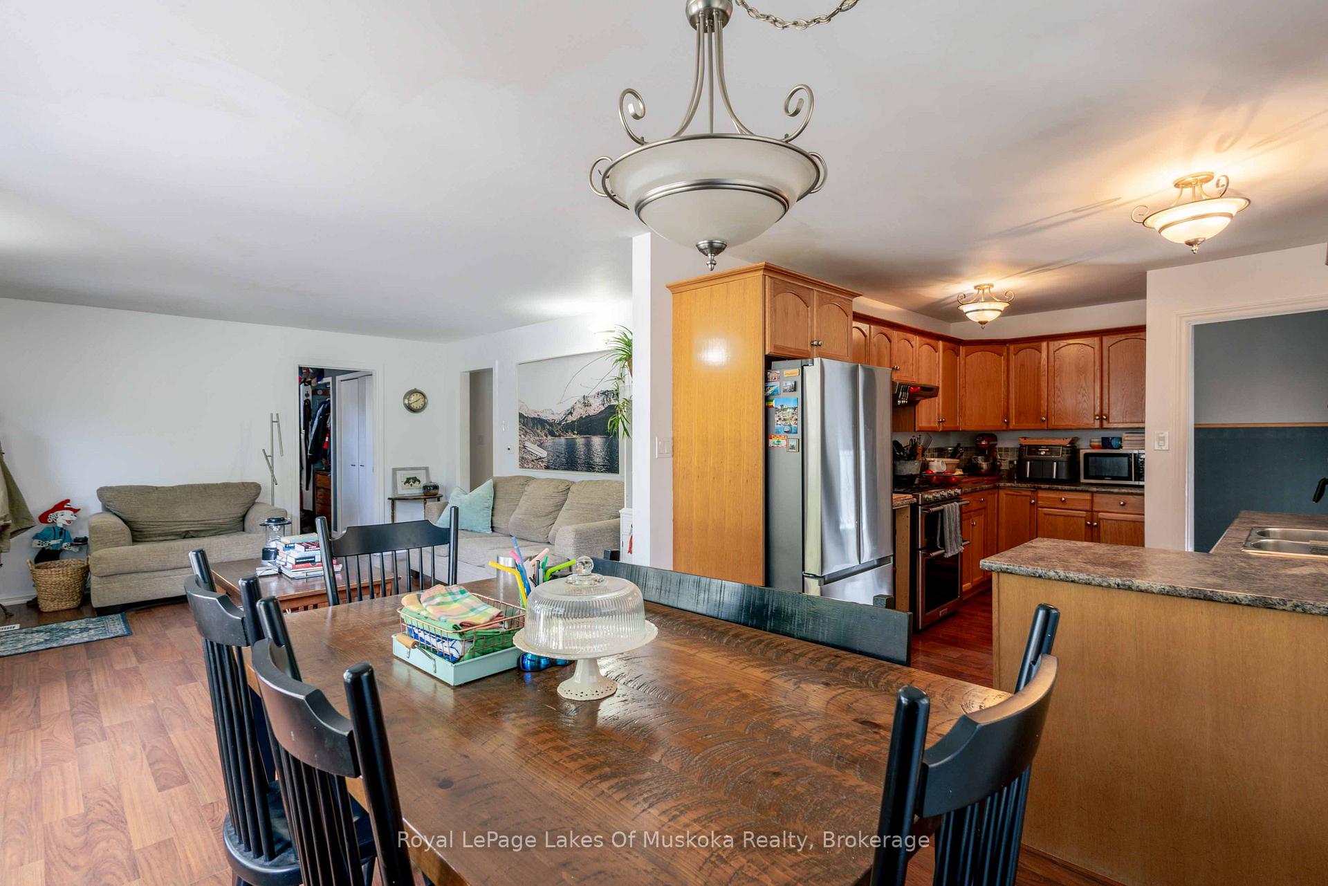 Photo 21 of 18 Gow Street, Bracebridge — HOMEH