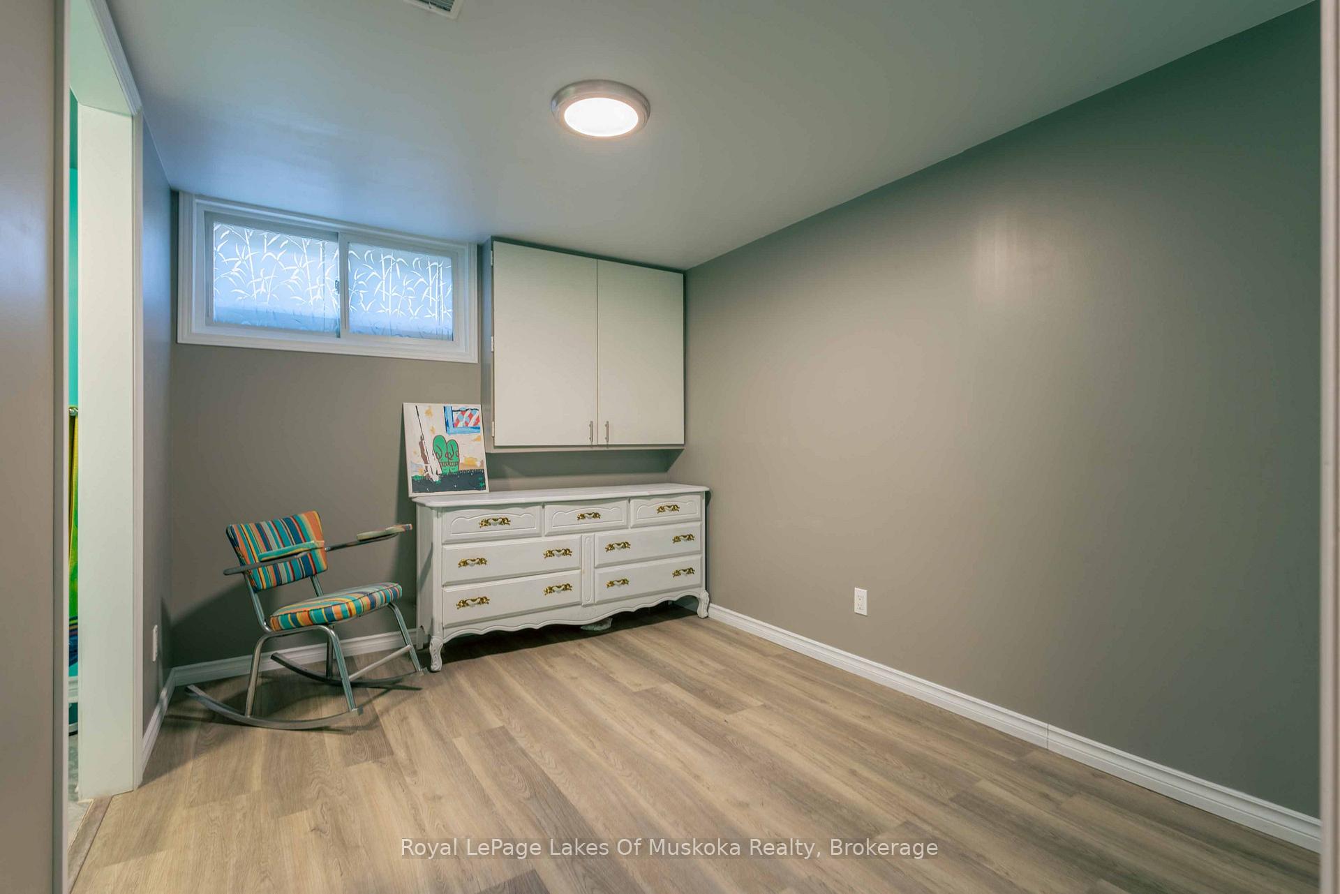 Photo 32 of 18 Gow Street, Bracebridge — HOMEH