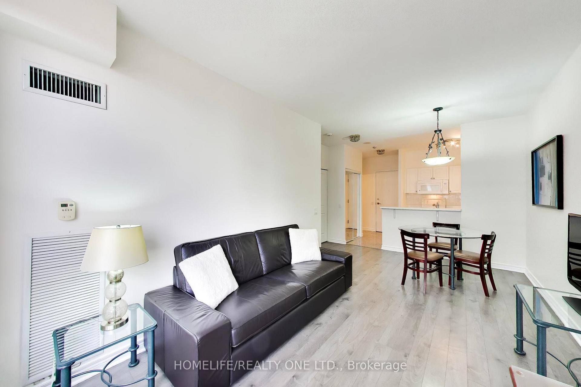 Photo 13 of Unit 1105, 152 St Patrick Street, Toronto, Kensington-Chinatown — HOMEH