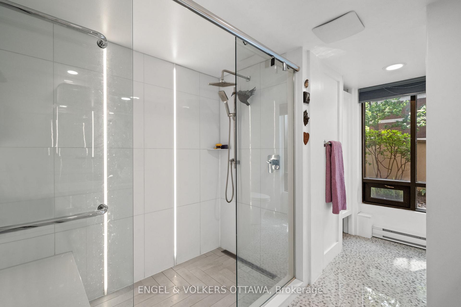 Photo 24 of Unit 103, 111 Echo Drive, Ottawa, Ottawa East — HOMEH