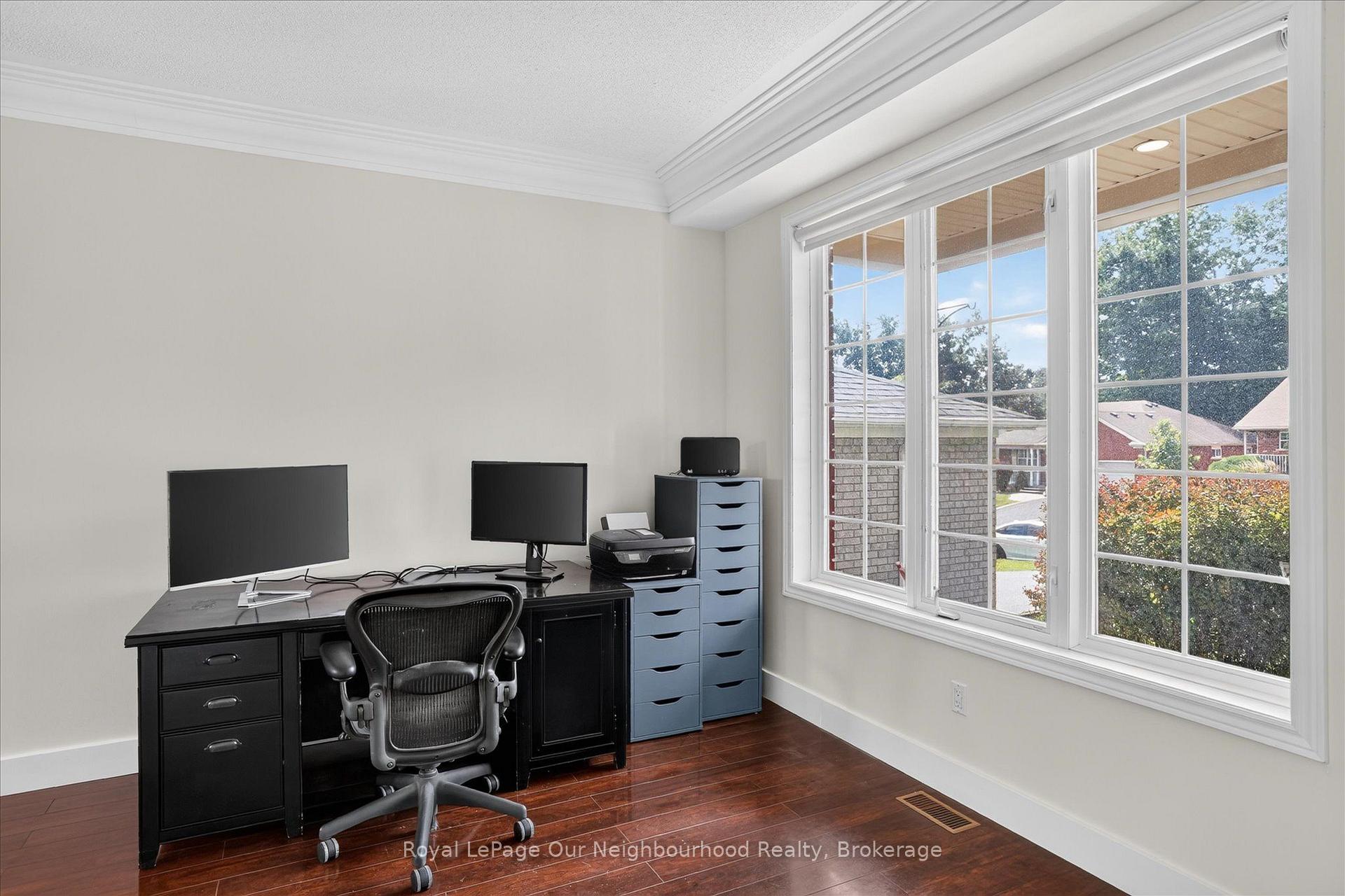 Photo 10 of 1072 Silverdale Road, Peterborough, Otonabee Ward 1 — HOMEH