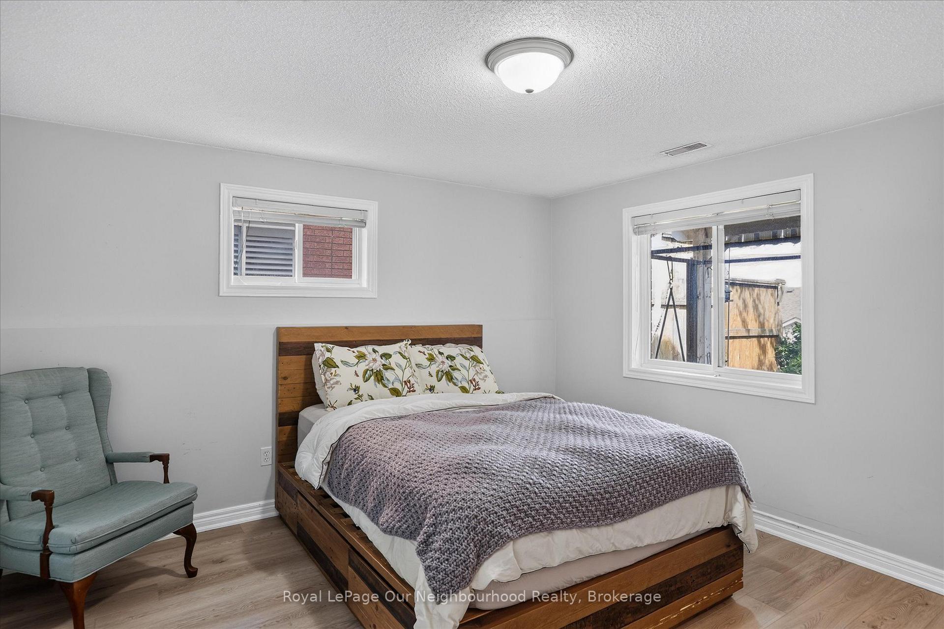 Photo 24 of 1072 Silverdale Road, Peterborough, Otonabee Ward 1 — HOMEH