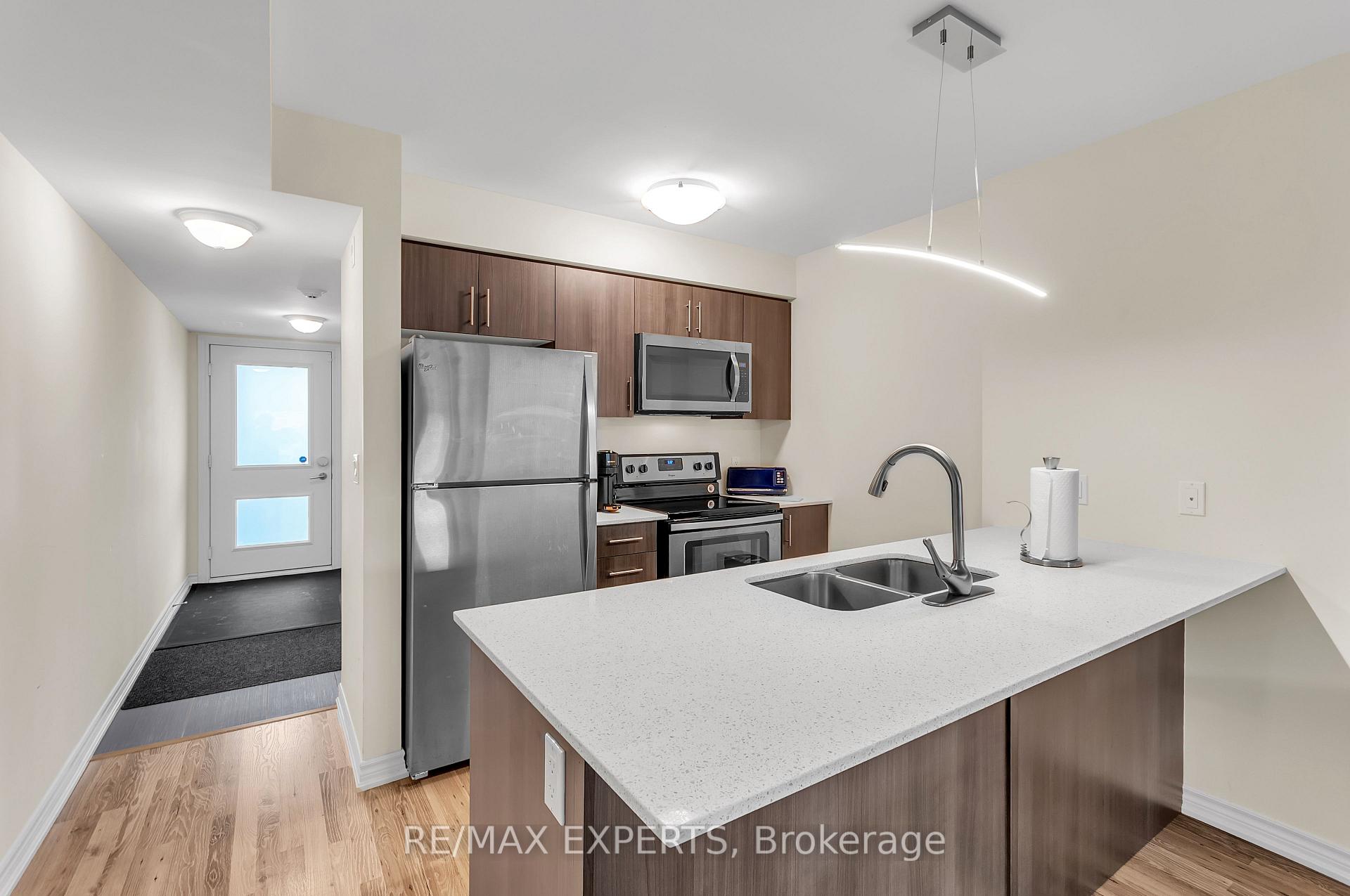 Photo 4 of 4 Cove Court, Collingwood — HOMEH