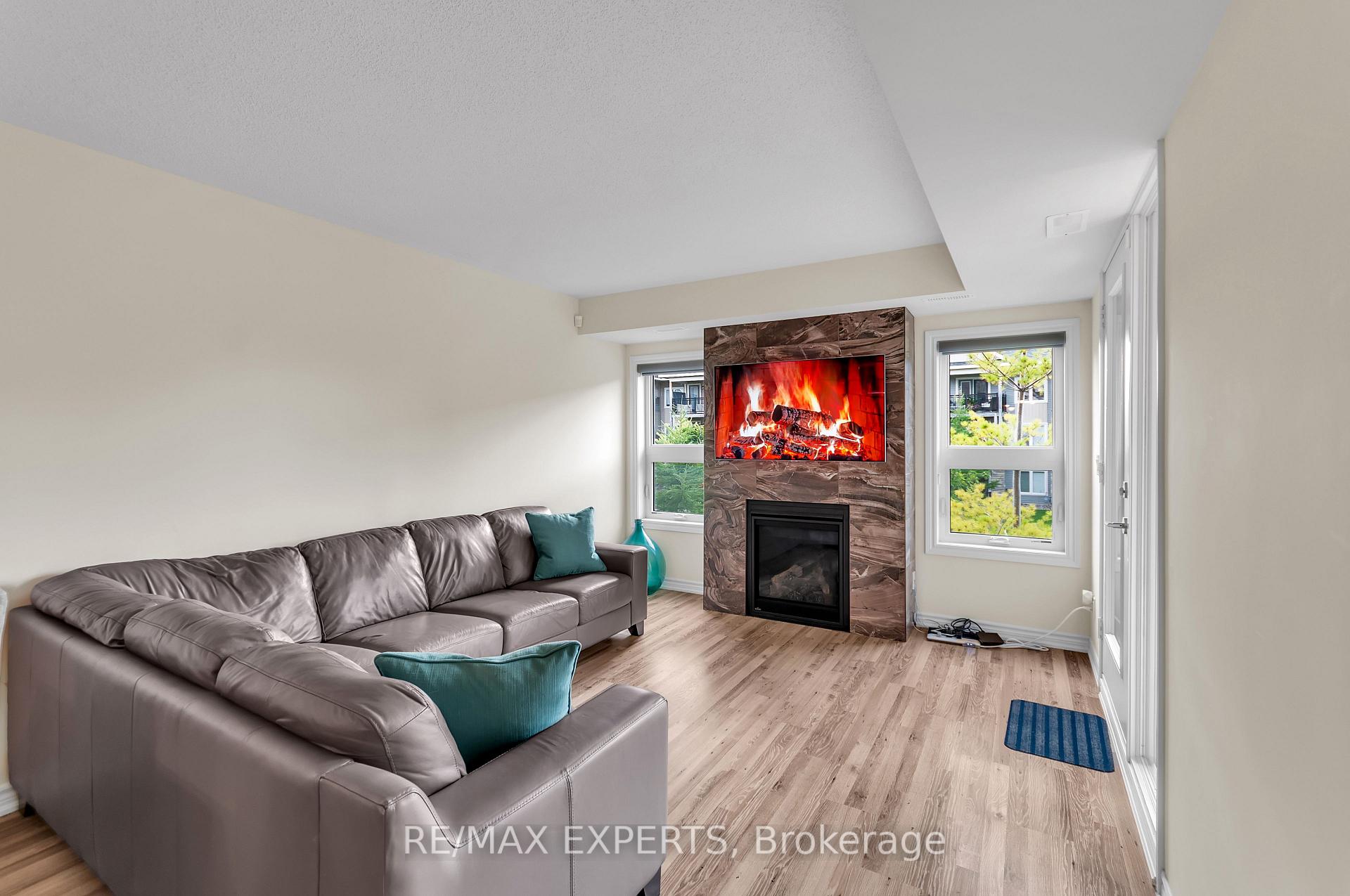 Photo 10 of 4 Cove Court, Collingwood — HOMEH
