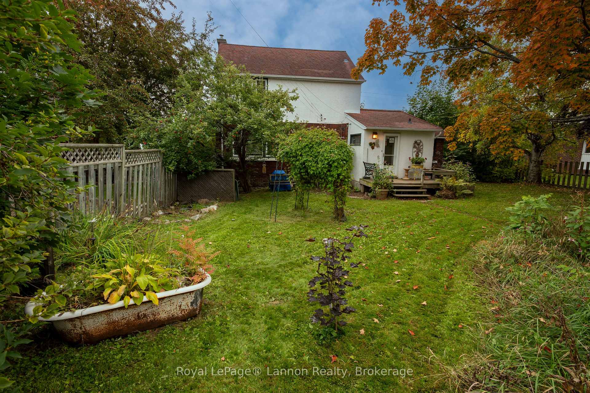 Photo 40 of 82 College Street W, Thunder Bay, College Heights — HOMEH