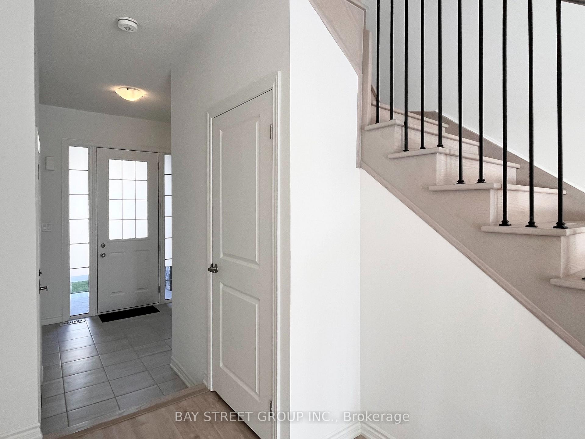Photo 4 of Unit 25, 7444 Baycrest Common, Niagara Falls, Oldfield — HOMEH