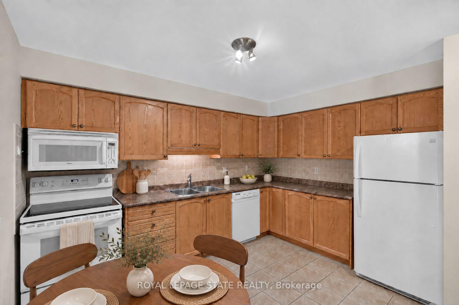 Photo 11 of Unit 65, 566 Southridge Drive, Hamilton, Mountview — HOMEH