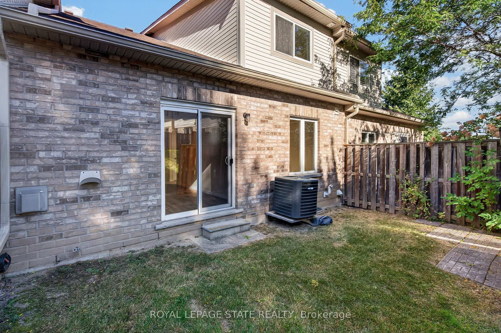 Photo 28 of Unit 65, 566 Southridge Drive, Hamilton, Mountview — HOMEH