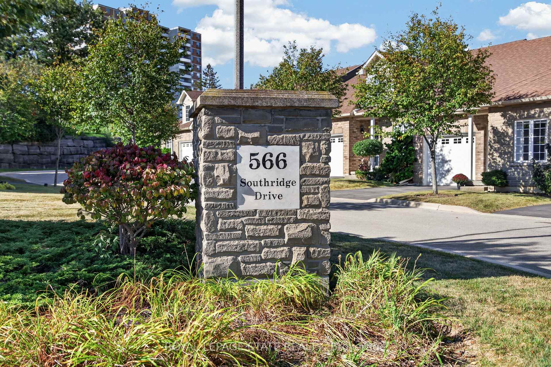 Photo 30 of Unit 65, 566 Southridge Drive, Hamilton, Mountview — HOMEH