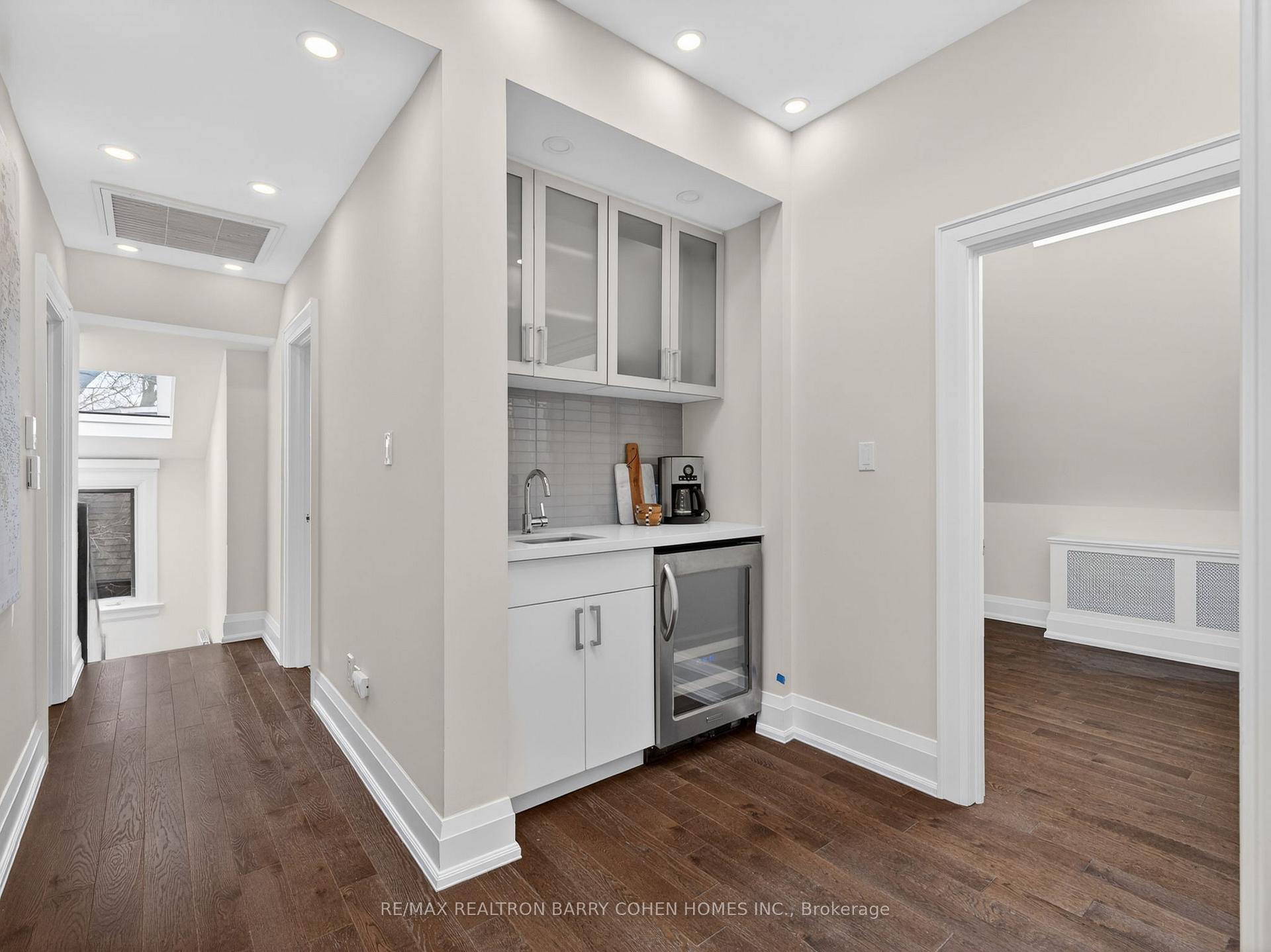 Photo 34 of 11 Ormsby Crescent, Toronto, Forest Hill South — HOMEH