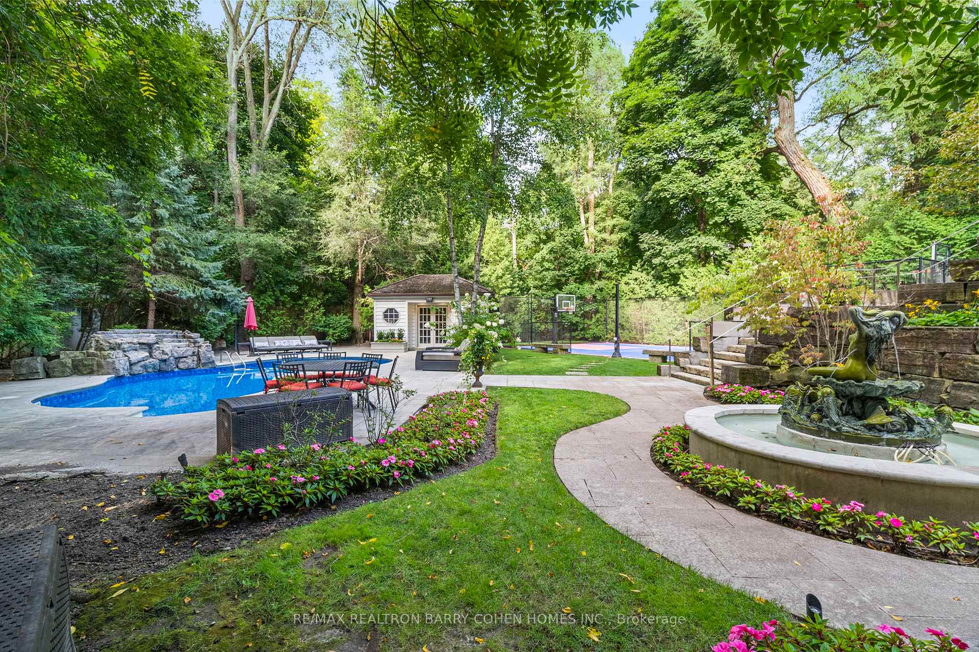 Photo 45 of 11 Ormsby Crescent, Toronto, Forest Hill South — HOMEH