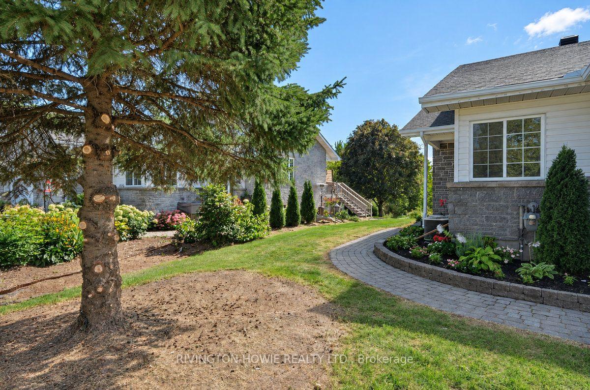 Photo 4 of 184 Rivington Street, Ottawa, Carp — HOMEH