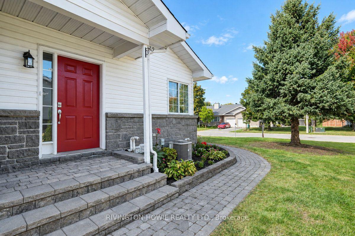 Photo 8 of 184 Rivington Street, Ottawa, Carp — HOMEH