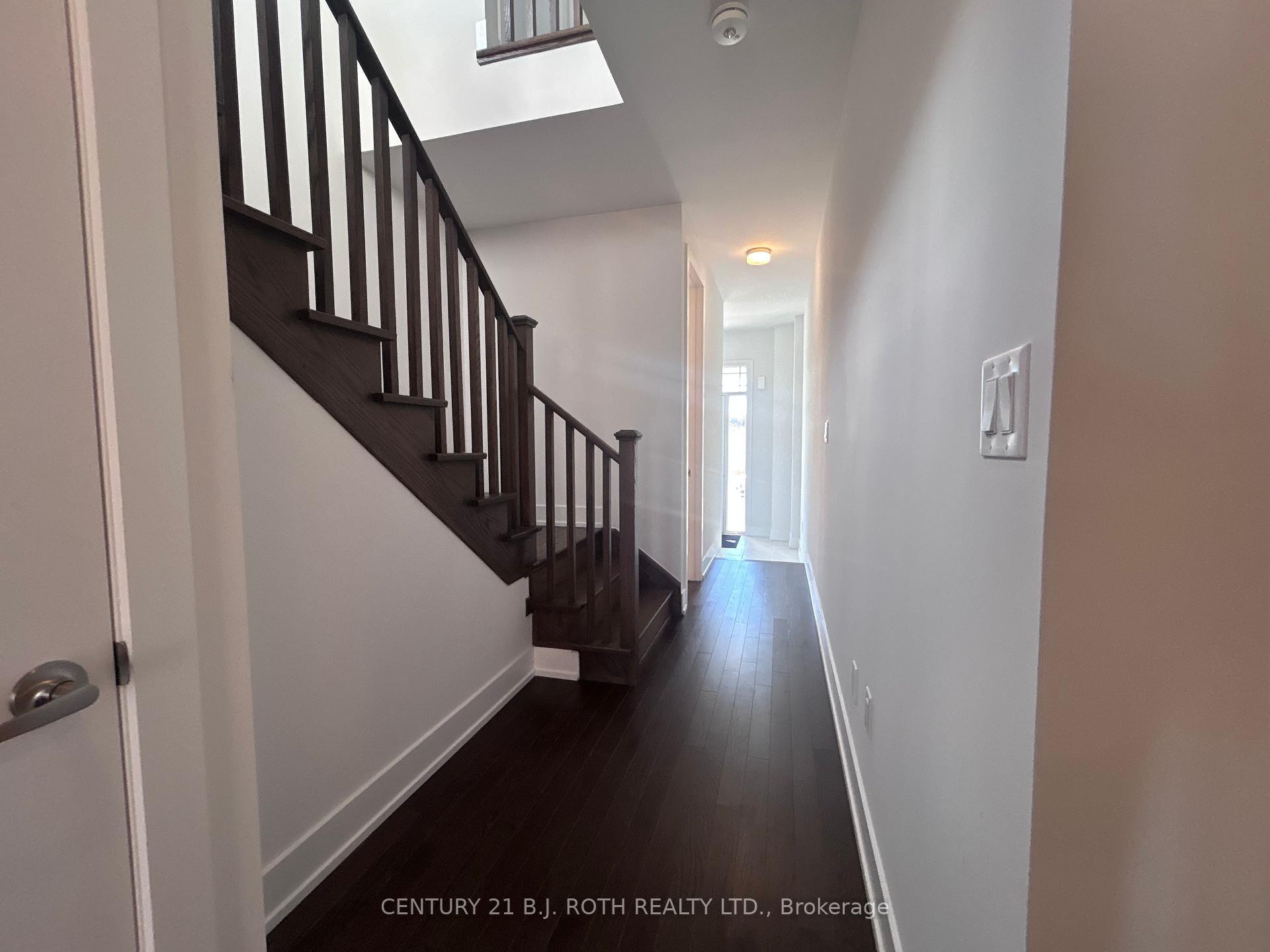 Photo 13 of 15 Milady Crescent, Barrie, Rural Barrie Southeast — HOMEH