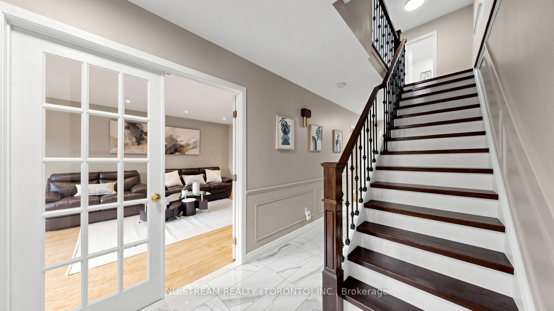 Photo 16 of 3163 Ibbetson Crescent, Mississauga, Erindale — HOMEH