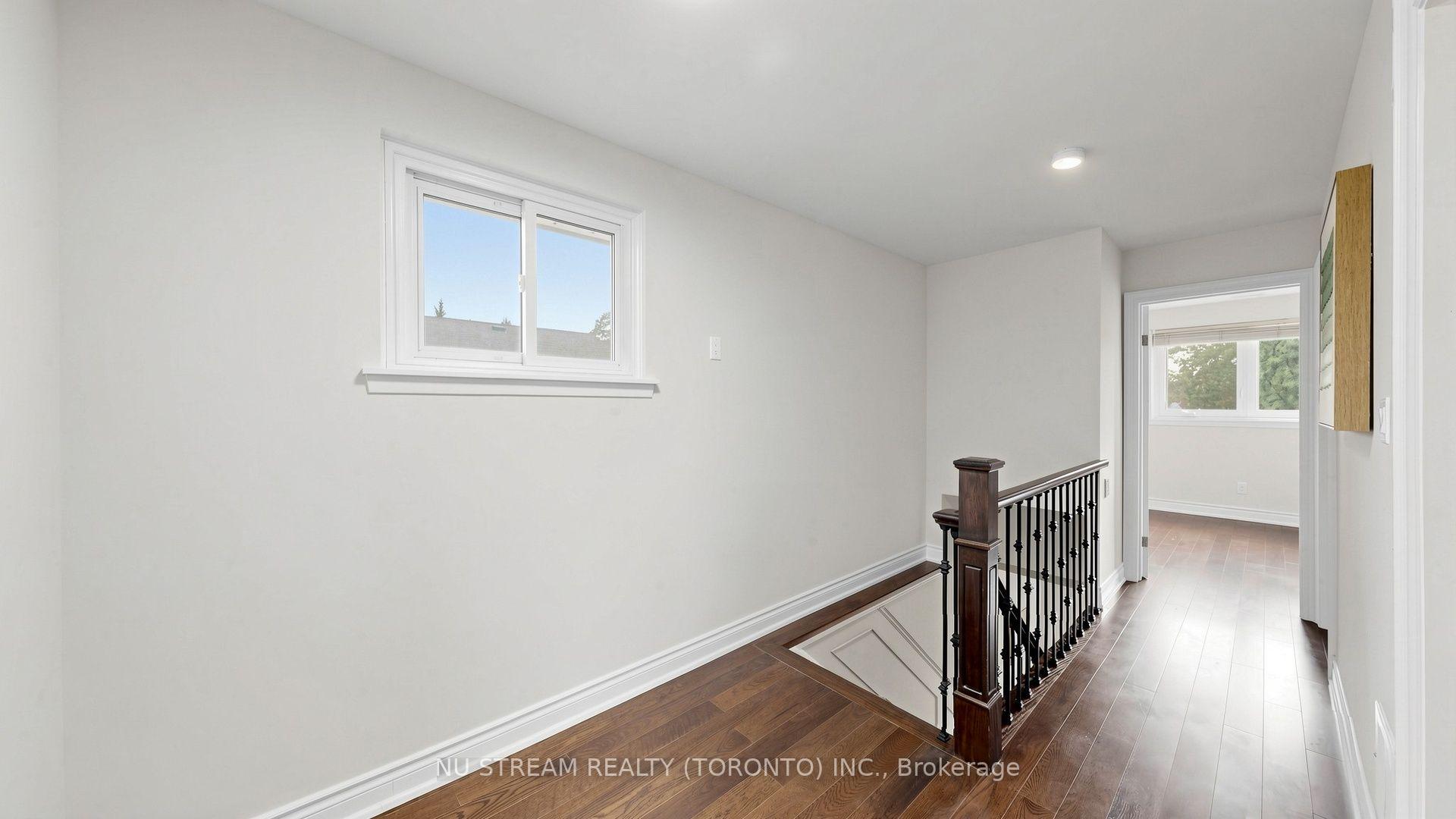 Photo 17 of 3163 Ibbetson Crescent, Mississauga, Erindale — HOMEH