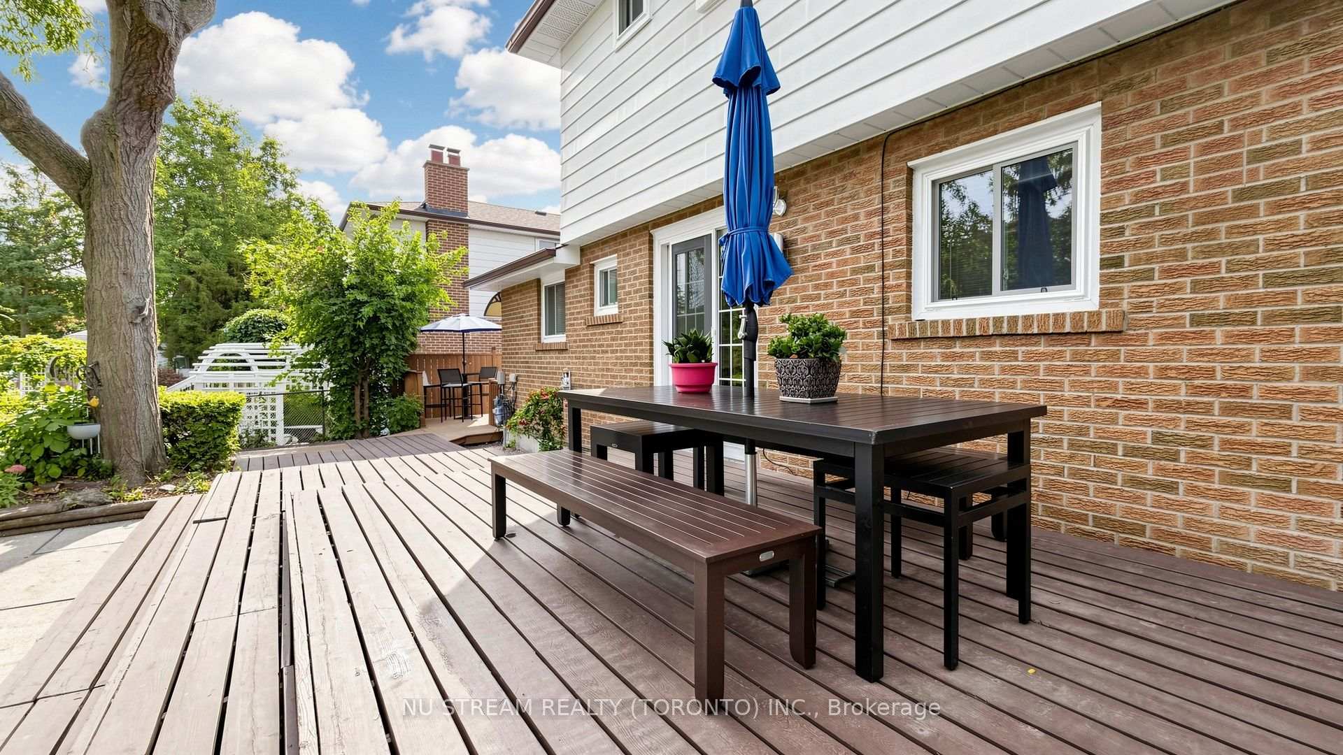 Photo 42 of 3163 Ibbetson Crescent, Mississauga, Erindale — HOMEH