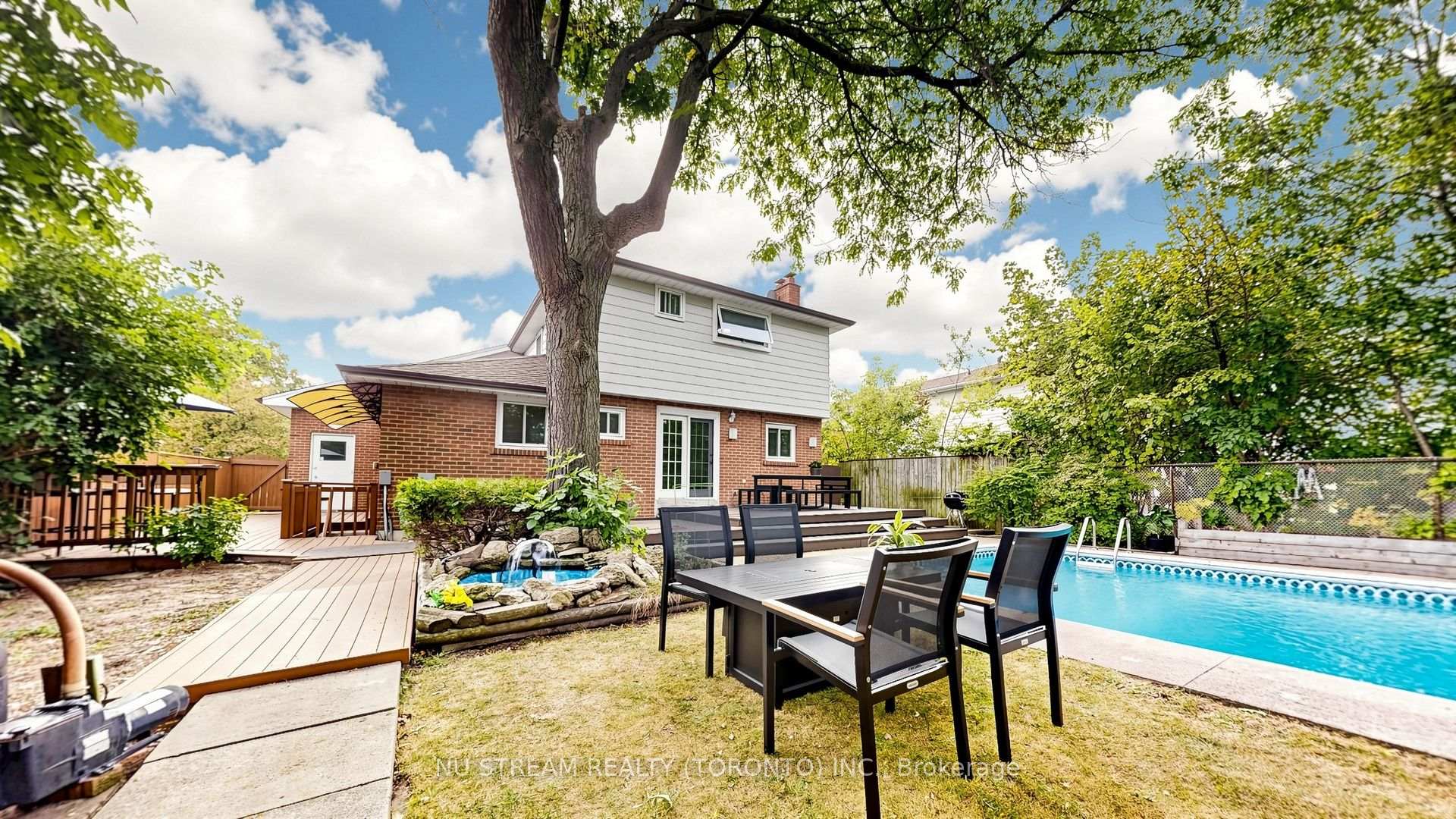 Photo 47 of 3163 Ibbetson Crescent, Mississauga, Erindale — HOMEH
