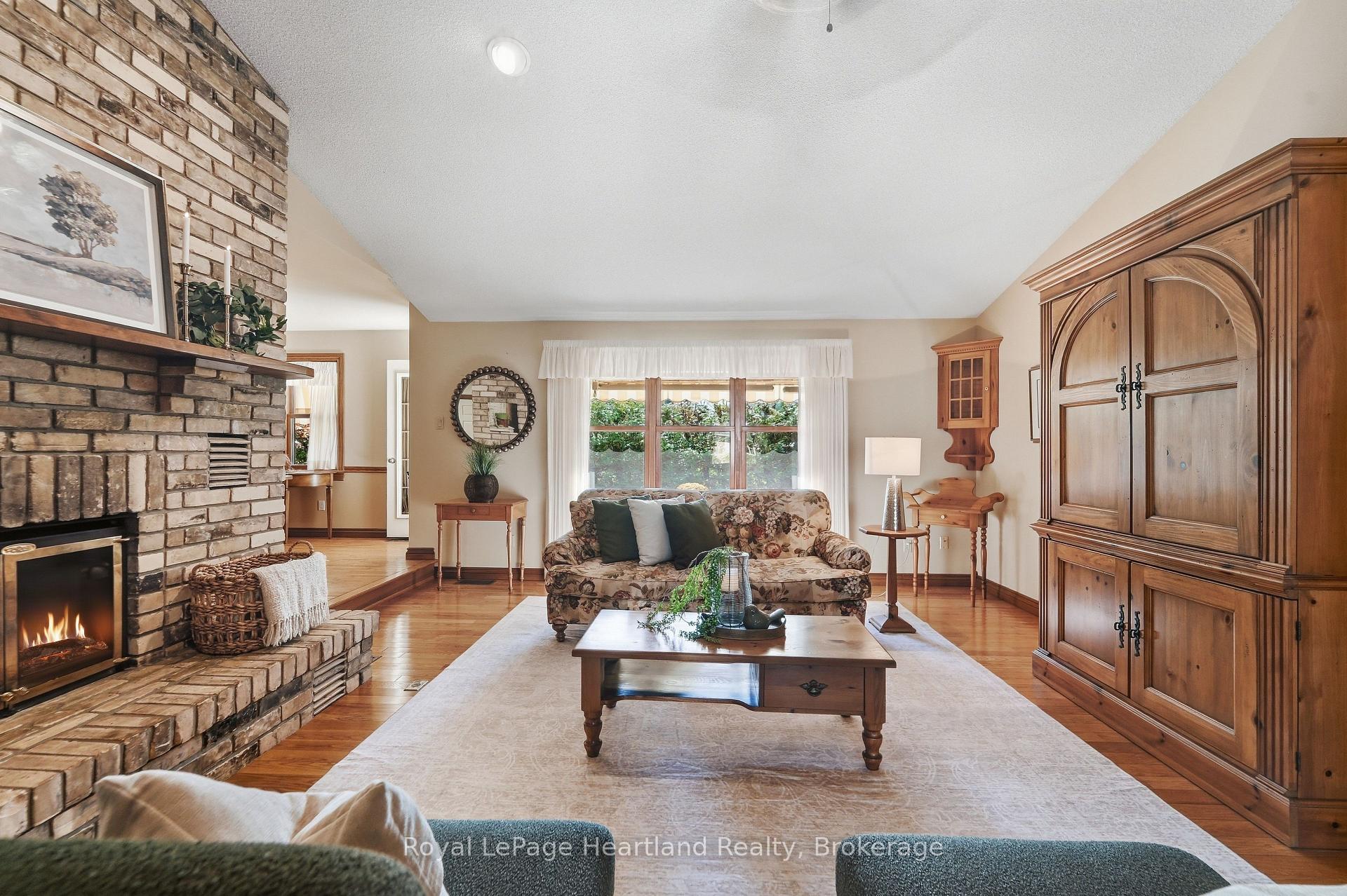 Photo 7 of 51 Kruse Drive, Huron East, Egmondville — HOMEH