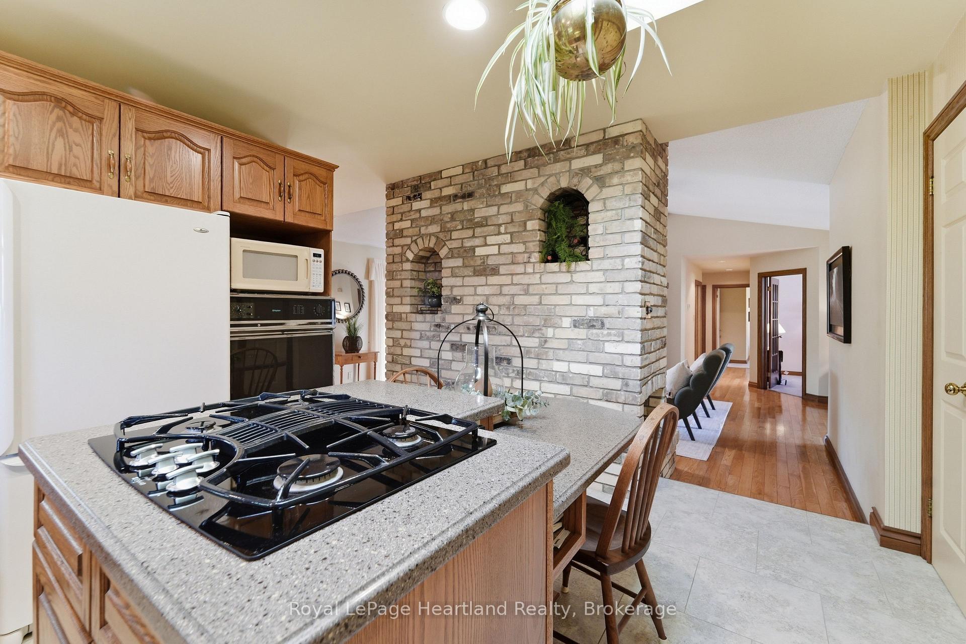 Photo 16 of 51 Kruse Drive, Huron East, Egmondville — HOMEH