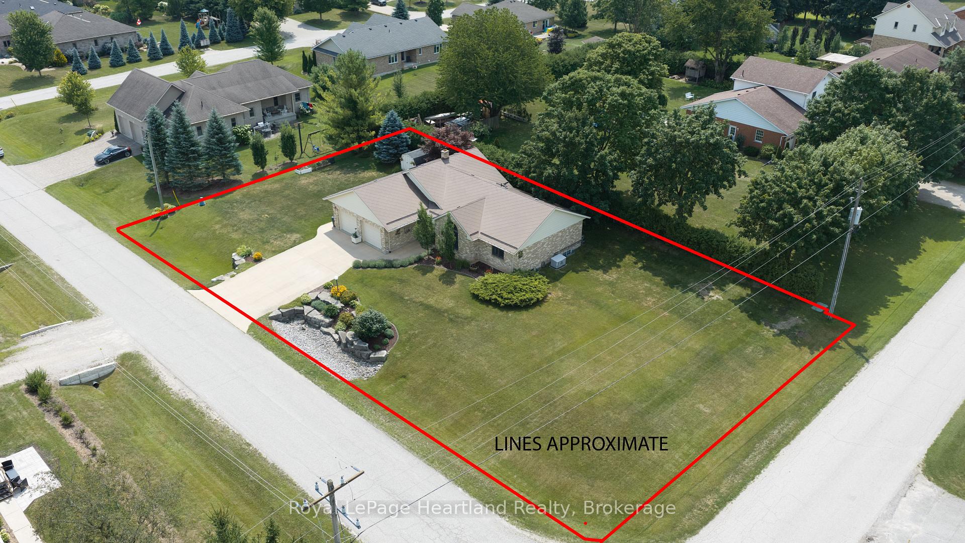Photo 41 of 51 Kruse Drive, Huron East, Egmondville — HOMEH
