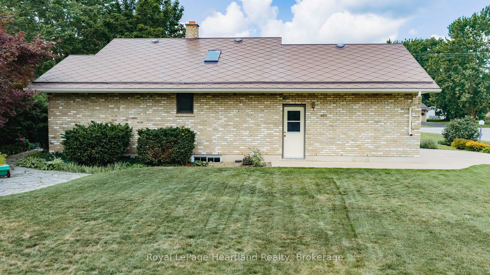 Photo 43 of 51 Kruse Drive, Huron East, Egmondville — HOMEH