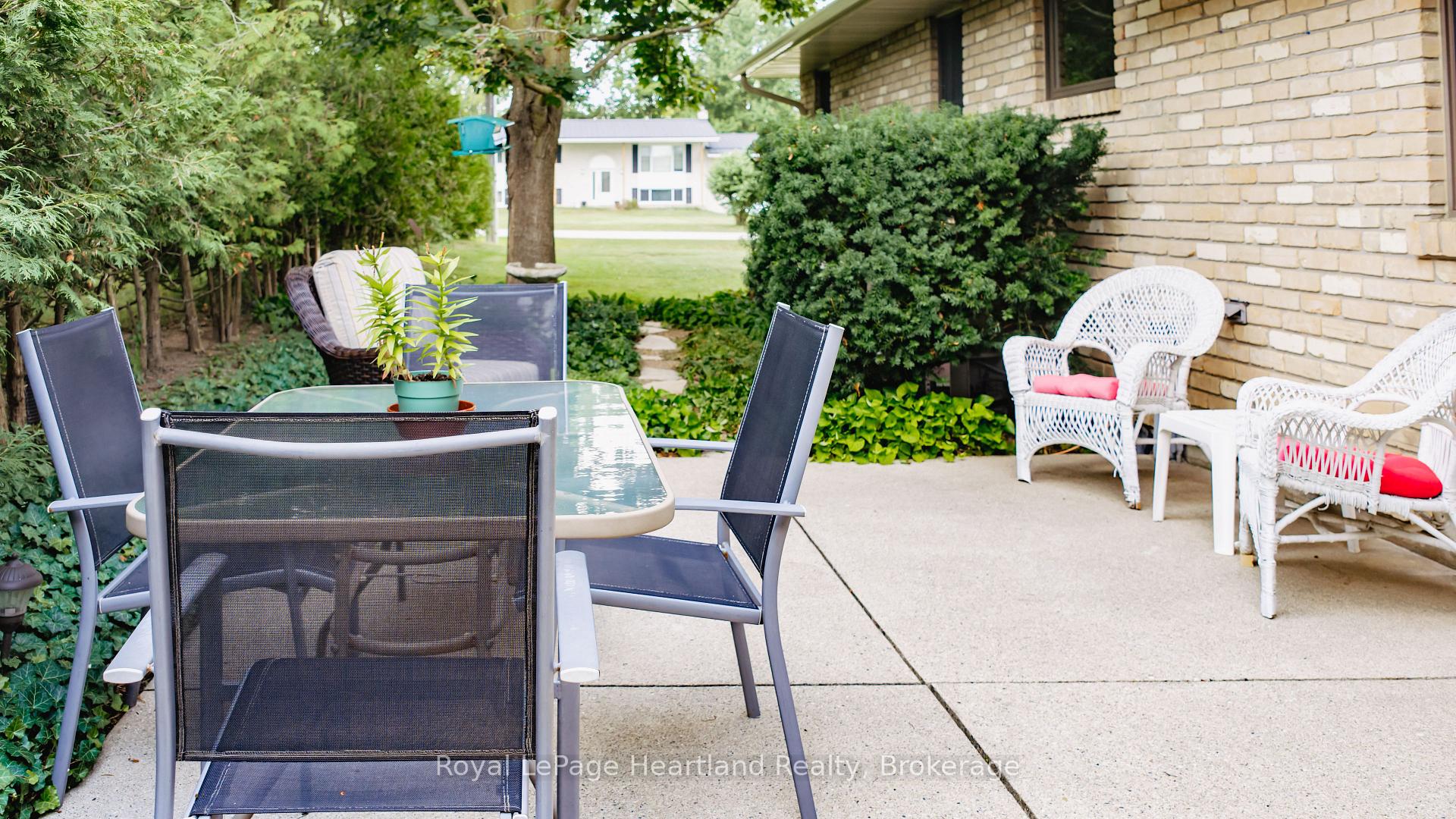 Photo 44 of 51 Kruse Drive, Huron East, Egmondville — HOMEH