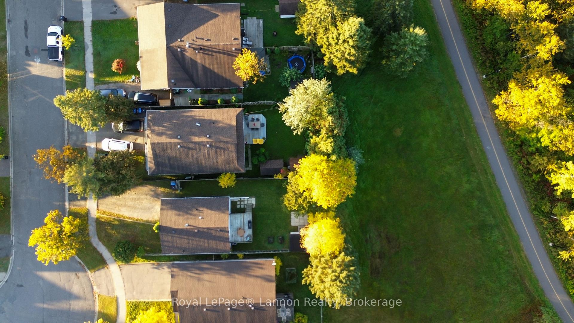 Photo 7 of 550 Lanark Crescent, Thunder Bay, County Park — HOMEH