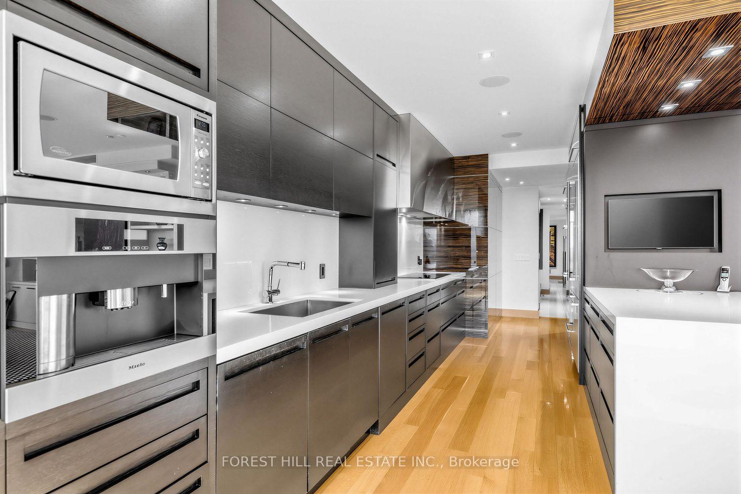 Photo 3 of Unit 2003, 625 Avenue Road, Toronto, Yonge-St. Clair — HOMEH