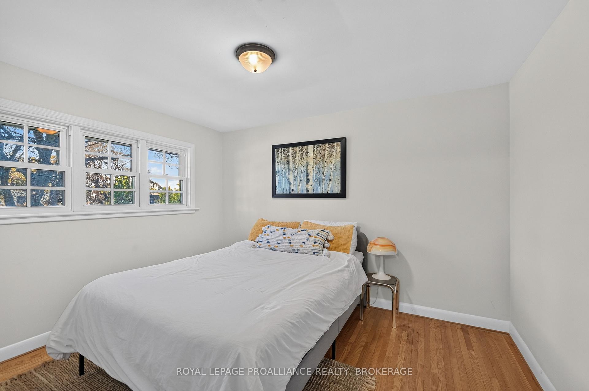 Photo 19 of 289 Avenue Road, Kingston, West of Sir John A. Blvd — HOMEH