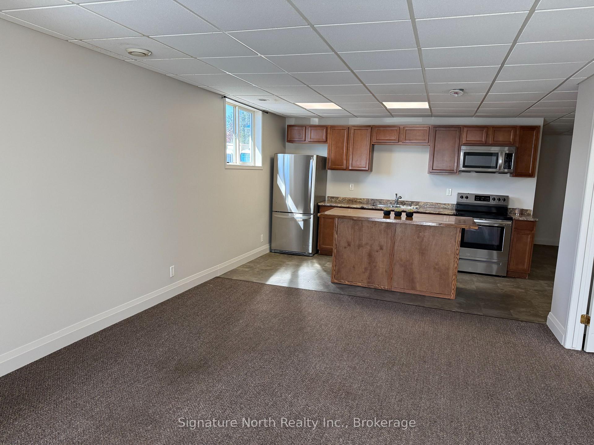 Photo 3 of 310 Cumberland Street N, Thunder Bay, Court / Cumberland — HOMEH