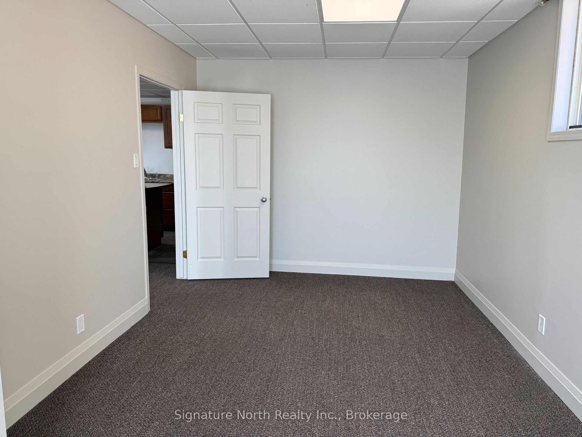 Photo 9 of 310 Cumberland Street N, Thunder Bay, Court / Cumberland — HOMEH