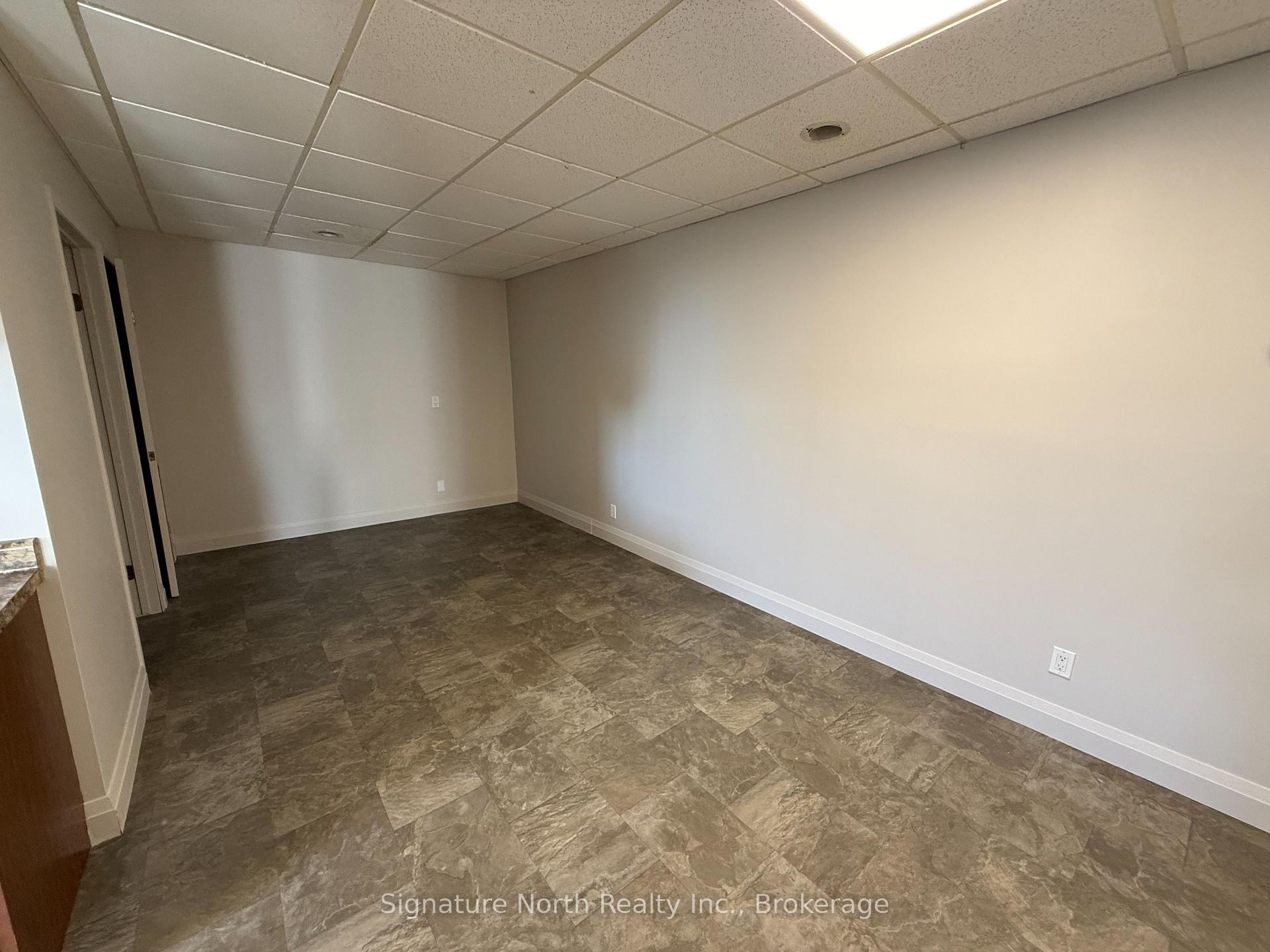 Photo 10 of 310 Cumberland Street N, Thunder Bay, Court / Cumberland — HOMEH