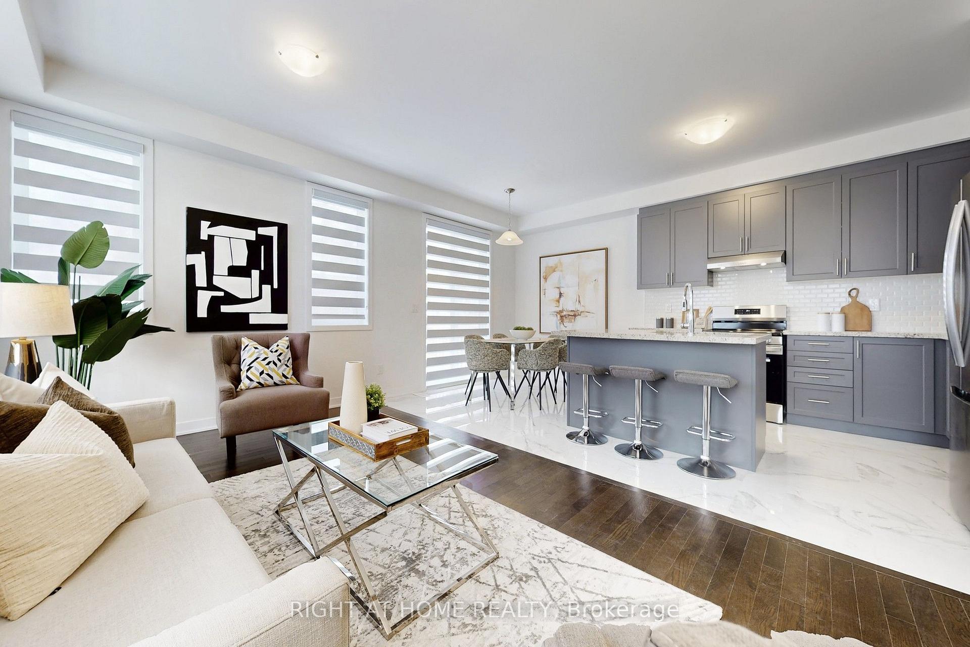 Photo 5 of 154 Anna Russell Way, Markham, Unionville — HOMEH