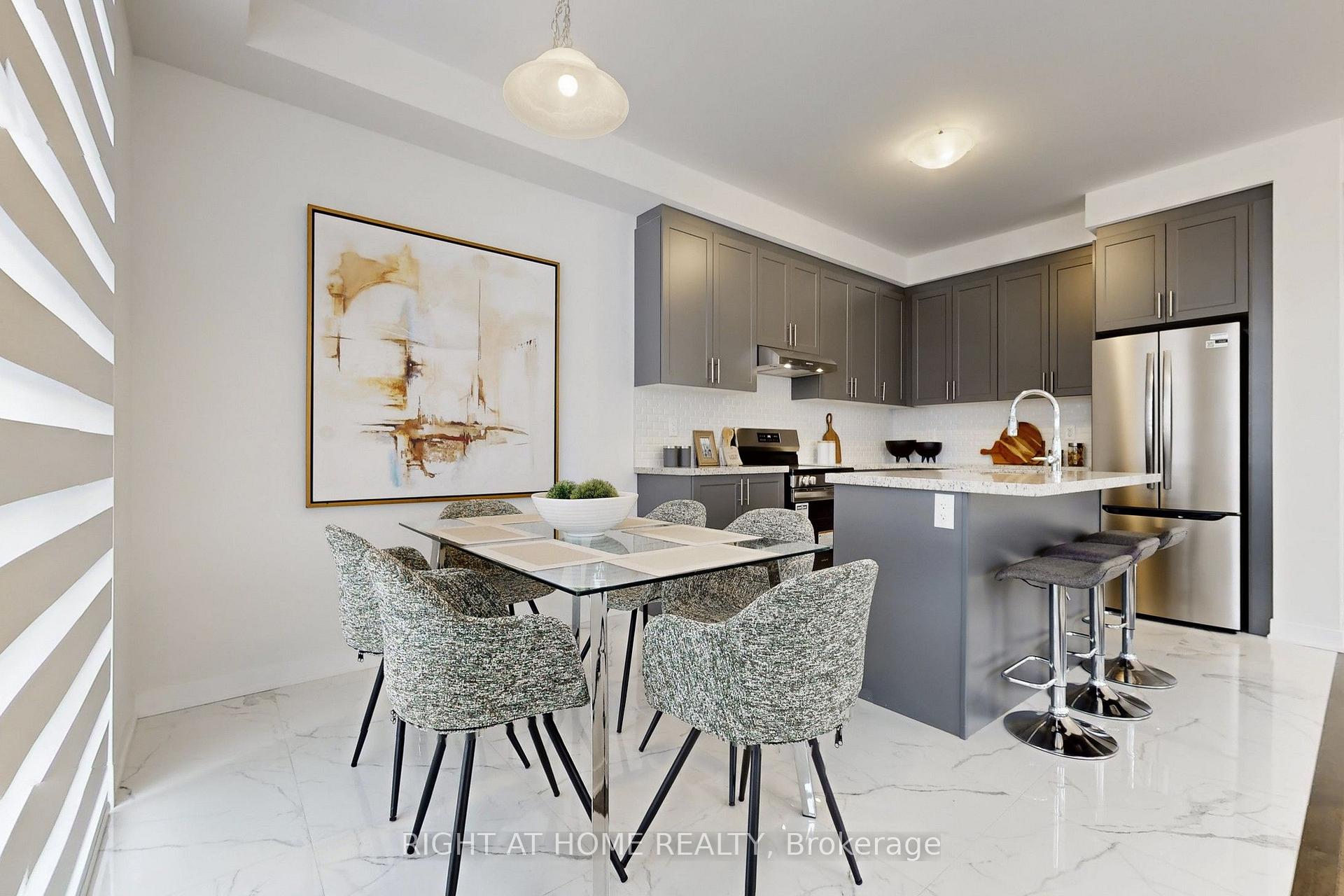 Photo 11 of 154 Anna Russell Way, Markham, Unionville — HOMEH