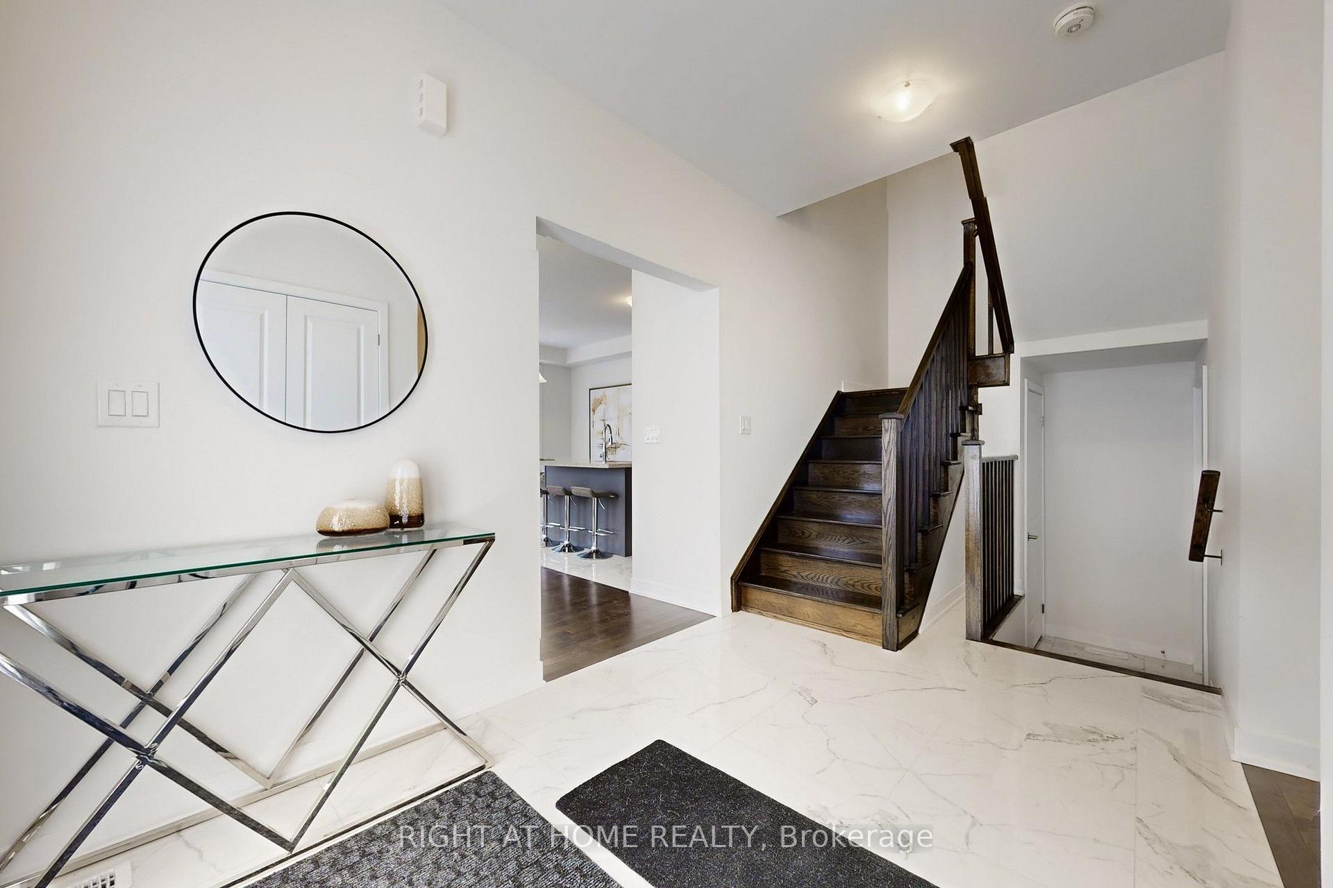 Photo 19 of 154 Anna Russell Way, Markham, Unionville — HOMEH