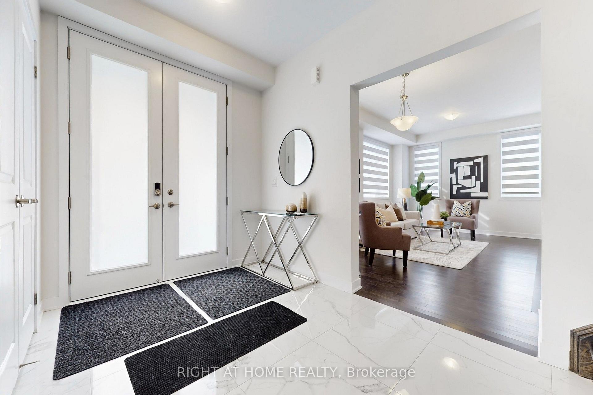Photo 20 of 154 Anna Russell Way, Markham, Unionville — HOMEH